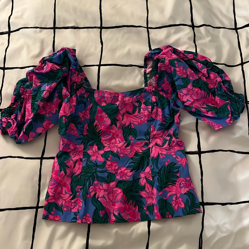 Lilly Pulitzer Pink Floral Puff Sleeve Top on Blue